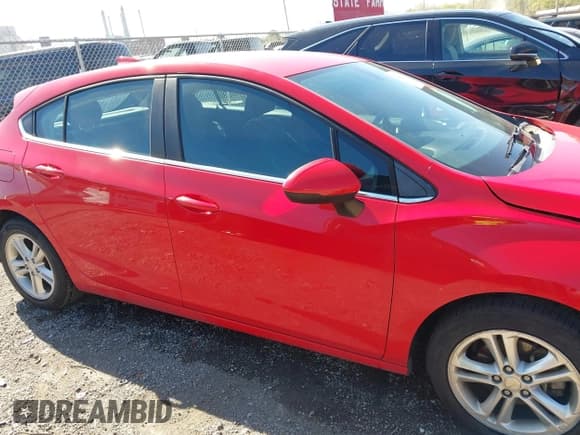 ✅ 2017 Chevrolet Cruze LT • VIN: 3G1BE6SM2HS613070 • Lot: 43411113. Listed on IAAI with 113,766 mi. Free auction sales archive from the USA and detailed vehicle history report at DreamBid. Image 13.