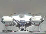 ✅ 2020 Hyundai Ioniq SE • VIN: KMHC65LDXLU225283 • Lot: 88311115. Wystawiony na Copart z przebiegiem 45 081 mil. Bezpłatny archiwum sprzedaży aukcyjnych z USA i szczegółowy raport historii pojazdu na DreamBid. Zdjęcie 13.