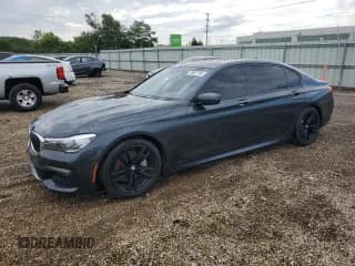 ✅ 2019 BMW 7 Series 740i xDrive • VIN: WBA7E4C54KGV70217 • Lot: 70487135. Wystawiony na Copart z przebiegiem 63 589 mil. Bezpłatny archiwum sprzedaży aukcyjnych z USA i szczegółowy raport historii pojazdu na DreamBid. Zdjęcie 1.