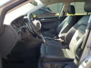 ✅ 2015 Volkswagen Golf S • VIN: 3VWFA7AU2FM508653 • Lot: 87378235. Wystawiony na Copart z przebiegiem 137 890 mil. Bezpłatny archiwum sprzedaży aukcyjnych z USA i szczegółowy raport historii pojazdu na DreamBid. Zdjęcie 7.