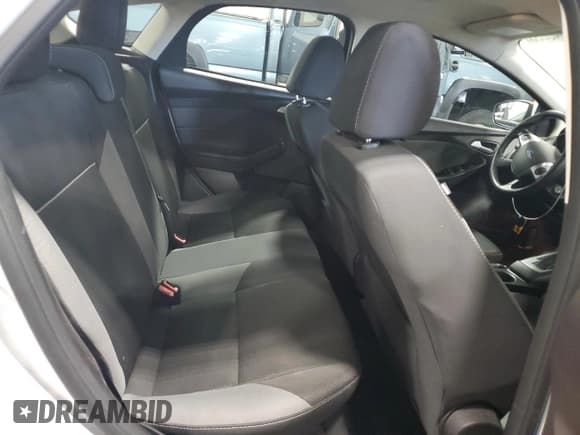 ✅ 2014 Ford Focus SE • VIN: 1FADP3K20EL431754 • Lot: 85940635. Wystawiony na Copart z przebiegiem 137 956 mil. Bezpłatny archiwum sprzedaży aukcyjnych z USA i szczegółowy raport historii pojazdu na DreamBid. Zdjęcie 10.