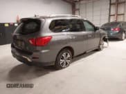 ✅ 2019 Nissan Pathfinder SV • VIN: 5N1DR2MM1KC628212 • Lot: 41815898. Listed on IAAI with 139,375 mi. Free auction sales archive from the USA and detailed vehicle history report at DreamBid. Image 4.