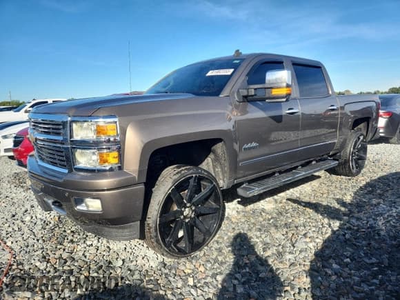 ✅ 2014 Chevrolet Silverado 1500 High Country • VIN: 3GCUKTEC3EG341458 • Лот: 91982355. Опубликован ранее на Copart с пробегом 186 664 миль. Бесплатный доступ к архиву аукционных продаж из США и подробный отчёт об истории автомобиля на DreamBid. Изображение 1.