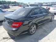 ✅ 2013 Mercedes-Benz C 250 Sport • VIN: WDDGF4HB5DA827184 • Лот: 42331098. Опубликован ранее на IAAI с пробегом 172 158 миль. Бесплатный доступ к архиву аукционных продаж из США и подробный отчёт об истории автомобиля на DreamBid. Изображение 4.