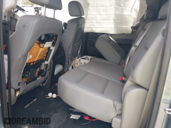 ✅ 2015 Chevrolet Silverado 2500HD LTZ • VIN: 1GC1KWE86FF588122 • Lot: 43634421. Listed on IAAI with Not provided. Free auction sales archive from the USA and detailed vehicle history report at DreamBid. Image 8.