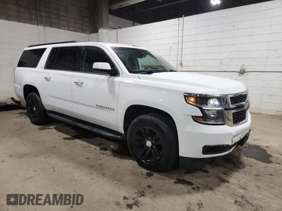 ✅ 2018 Chevrolet Suburban LT • VIN: 1GNSKHKC6JR184115 • Lot: 86071935. Wystawiony na Copart z przebiegiem 151 207 mil. Bezpłatny archiwum sprzedaży aukcyjnych z USA i szczegółowy raport historii pojazdu na DreamBid. Zdjęcie 4.