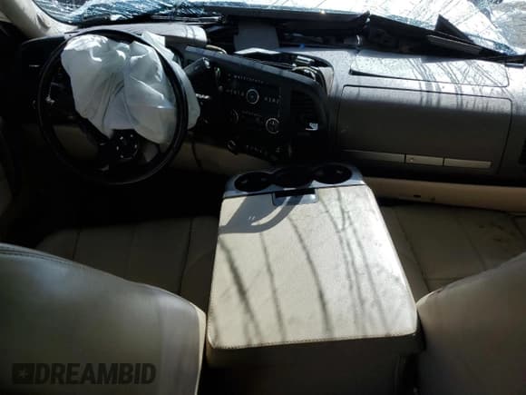 ✅ 2013 Chevrolet Silverado 1500 LT • VIN: 3GCPKSE76DG333122 • Лот: 92124065. Опубликован ранее на Copart с пробегом Не указан. Бесплатный доступ к архиву аукционных продаж из США и подробный отчёт об истории автомобиля на DreamBid. Изображение 8.