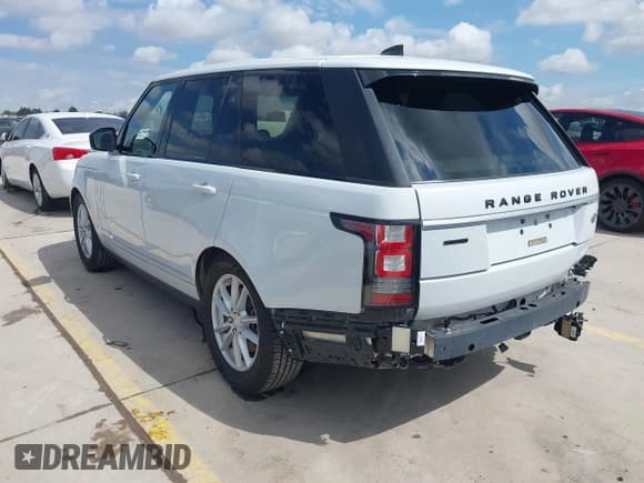 ✅ 2017 Land Rover Range Rover • VIN: SALGR2FK8HA332825 • Lot: 40199098. Wystawiony na IAAI z przebiegiem 77 406 mil. Bezpłatny archiwum sprzedaży aukcyjnych z USA i szczegółowy raport historii pojazdu na DreamBid. Zdjęcie 3.