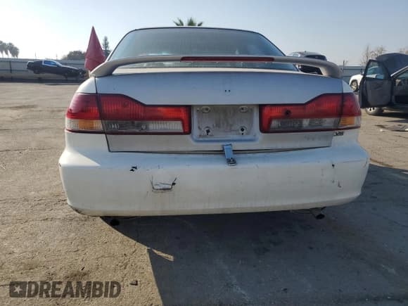 ✅ 2002 Honda Accord EX • VIN: 1HGCG16542A021269 • Lot: 91058425. Listed on Copart with 189,631 mi. Free auction sales archive from the USA and detailed vehicle history report at DreamBid. Image 6.