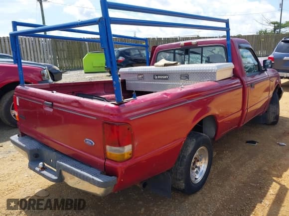 ✅ 1993 Ford Ranger Splash • VIN: 1FTCR10A0PTA84718 • Lot: 42640162. Listed on IAAI with 400,000 mi. Free auction sales archive from the USA and detailed vehicle history report at DreamBid. Image 4.