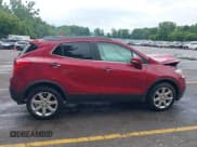 ✅ 2015 Buick Encore Leather • VIN: KL4CJGSB3FB161290 • Lot: 42649056. Wystawiony na IAAI z przebiegiem 66 137 mil. Bezpłatny archiwum sprzedaży aukcyjnych z USA i szczegółowy raport historii pojazdu na DreamBid. Zdjęcie 13.