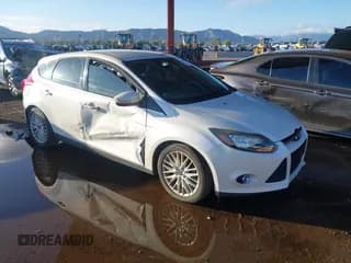 ✅ 2014 Ford Focus Titanium • VIN: 1FADP3N28EL281873 • Lot: 43399489. Listed on IAAI with 63,530 mi. Free auction sales archive from the USA and detailed vehicle history report at DreamBid. Image 1.