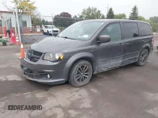 2017 Dodge Grand Caravan SXT z VIN 2C4RDGCG2HR834205, wystawiony jako IAAI lot #43274760 z przebiegiem 143 237 mil mil oraz . Historia ofert i sprzedaży dostępna na DreamBid. Obrazek 2.