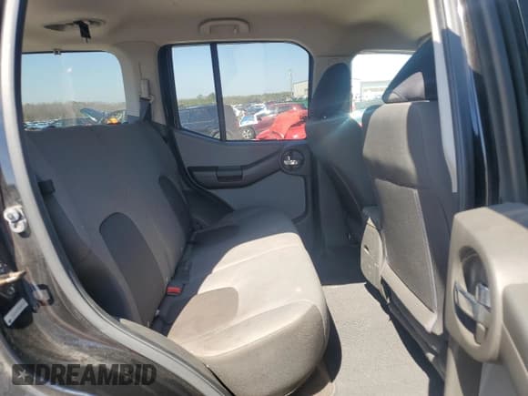 ✅ 2013 Nissan Xterra S • VIN: 5N1AN0NU9DN817540 • Lot: 48348785. Wystawiony na Copart z przebiegiem 86 038 mil. Bezpłatny archiwum sprzedaży aukcyjnych z USA i szczegółowy raport historii pojazdu na DreamBid. Zdjęcie 11.