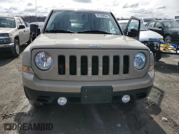 ✅ 2017 Jeep Patriot Sport • VIN: 1C4NJPBA2HD158409 • Lot: 47169154. Listed on Copart with 58,890 mi. Free auction sales archive from the USA and detailed vehicle history report at DreamBid. Image 5.