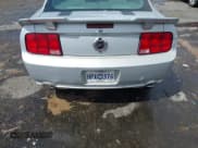 ✅ 2005 Ford Mustang GT Deluxe • VIN: 1ZVFT82H955169508 • Lot: 42133867. Listed on IAAI with 241,689 mi. Free auction sales archive from the USA and detailed vehicle history report at DreamBid. Image 13.