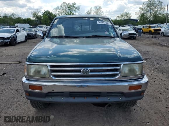 ✅ 1997 Toyota T100 SR5 • VIN: JT4UN24D3V0050569 • Лот: 56360705. Опубликован ранее на Copart с пробегом 156 355 миль. Бесплатный доступ к архиву аукционных продаж из США и подробный отчёт об истории автомобиля на DreamBid. Изображение 5.