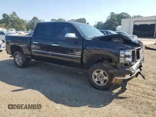 ✅ 2011 Chevrolet Silverado 1500 LT • VIN: 3GCPKSE34BG360183 • Lot: 84203935. Wystawiony na Copart z przebiegiem Nie podano. Bezpłatny archiwum sprzedaży aukcyjnych z USA i szczegółowy raport historii pojazdu na DreamBid. Zdjęcie 4.