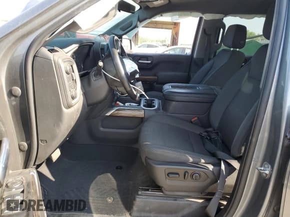 ✅ 2021 Chevrolet Silverado 1500 RST • VIN: 3GCUYEED5MG120123 • Lot: 68469415. Wystawiony na Copart z przebiegiem Nie podano. Bezpłatny archiwum sprzedaży aukcyjnych z USA i szczegółowy raport historii pojazdu na DreamBid. Zdjęcie 7.