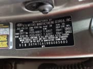 ✅ 2011 Kia Sorento LX • VIN: 5XYKTCA19BG085880 • Lot: 43498415. Wystawiony na IAAI z przebiegiem 105 801 mil. Bezpłatny archiwum sprzedaży aukcyjnych z USA i szczegółowy raport historii pojazdu na DreamBid. Zdjęcie 9.