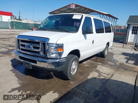 ✅ 2013 Ford Econoline Passenger XL • VIN: 1FBSS3BL5DDA58538 • Lot: 41918651. Listed on IAAI with 141,471 mi. Free auction sales archive from the USA and detailed vehicle history report at DreamBid. Image 2.
