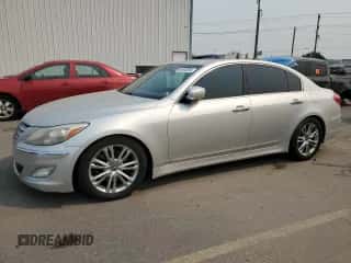 2012 Hyundai Genesis 3.8L z VIN KMHGC4DD7CU181696, wystawiony jako Copart lot #69582884 z przebiegiem 130 947 mil mil oraz Szkoda całkowita • Salvage title. Historia ofert i sprzedaży dostępna na DreamBid. Obrazek 1.