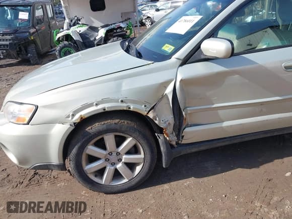 ✅ 2006 Subaru Legacy Outback Limited • VIN: 4S4BP62C067324740 • Лот: 41786011. Опубликован ранее на IAAI с пробегом 180 276 миль. Бесплатный доступ к архиву аукционных продаж из США и подробный отчёт об истории автомобиля на DreamBid. Изображение 6.