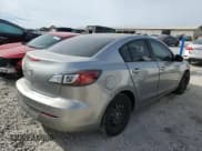 ✅ 2013 Mazda 3 i SV • VIN: JM1BL1TF8D1770078 • Лот: 92679225. Опубликован ранее на Copart с пробегом Не указан. Бесплатный доступ к архиву аукционных продаж из США и подробный отчёт об истории автомобиля на DreamBid. Изображение 3.