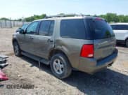 ✅ 2005 Ford Explorer XLT • VIN: 1FMZU73E85ZA17672 • Lot: 42280036. Wystawiony na IAAI z przebiegiem 211 536 mil. Bezpłatny archiwum sprzedaży aukcyjnych z USA i szczegółowy raport historii pojazdu na DreamBid. Zdjęcie 3.