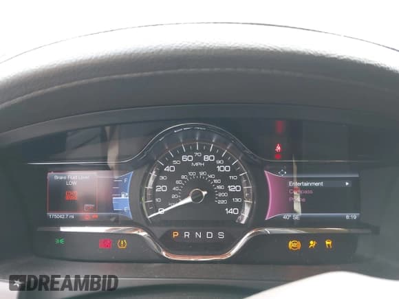 ✅ 2015 Lincoln MKS • VIN: 1LNHL9DK7FG602187 • Lot: 42074168. Wystawiony na IAAI z przebiegiem 175 042 mil. Bezpłatny archiwum sprzedaży aukcyjnych z USA i szczegółowy raport historii pojazdu na DreamBid. Zdjęcie 7.