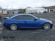 ✅ 2011 BMW 3 Series 335i • VIN: WBAKG7C59BE262848 • Лот: 41913612. Опубликован ранее на IAAI с пробегом 119 894 миль. Бесплатный доступ к архиву аукционных продаж из США и подробный отчёт об истории автомобиля на DreamBid. Изображение 13.