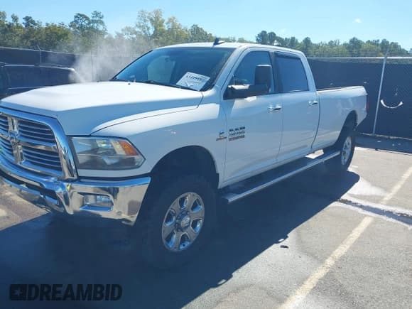 ✅ 2016 Ram 2500 Big Horn • VIN: 3C6UR5JL3GG152767 • Lot: 43445187. Listed on IAAI with 182,006 mi. Free auction sales archive from the USA and detailed vehicle history report at DreamBid. Image 2.