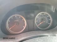 ✅ 2013 Hyundai Accent GS • VIN: KMHCT5AE0DU129829 • Лот: 77305624. Опубликован ранее на Copart с пробегом Не указан. Бесплатный доступ к архиву аукционных продаж из США и подробный отчёт об истории автомобиля на DreamBid. Изображение 9.