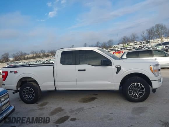 ✅ 2021 Ford F-150 XL • VIN: 1FTEX1EP9MKD23793 • Lot: 43703860. Listed on IAAI with 146,956 mi. Free auction sales archive from the USA and detailed vehicle history report at DreamBid. Image 13.