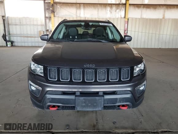 ✅ 2017 Jeep Compass Trailhawk • VIN: 3C4NJDDB4HT606972 • Lot: 85425365. Listed on Copart with 144,783 mi. Free auction sales archive from the USA and detailed vehicle history report at DreamBid. Image 5.