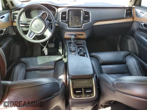 ✅ 2019 Volvo XC90 Inscription • VIN: YV4A22PL4K1419697 • Lot: 80152415. Listed on Copart with 41,034 mi. Free auction sales archive from the USA and detailed vehicle history report at DreamBid. Image 8.