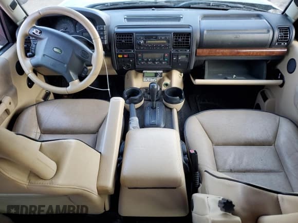 ✅ 2004 Land Rover Discovery SE • VIN: SALTY194X4A833430 • Lot: 77340134. Wystawiony na Copart z przebiegiem Nie podano. Bezpłatny archiwum sprzedaży aukcyjnych z USA i szczegółowy raport historii pojazdu na DreamBid. Zdjęcie 8.