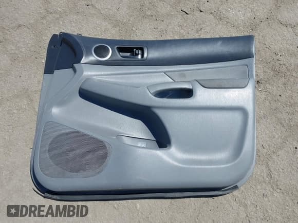 ✅ 2011 Toyota Tacoma • VIN: 5TFTX4CN2BX002852 • Lot: 41984771. Listed on IAAI with 176,448 mi. Free auction sales archive from the USA and detailed vehicle history report at DreamBid. Image 12.