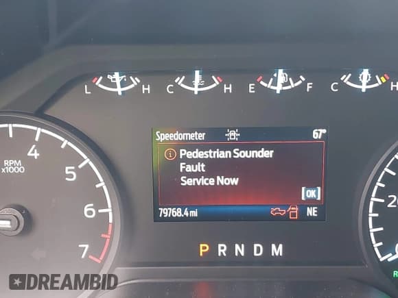 ✅ 2021 Ford F-150 XL • VIN: 1FTFW1CD4MFC76410 • Lot: 41405983. Wystawiony na IAAI z przebiegiem 79 768 mil. Bezpłatny archiwum sprzedaży aukcyjnych z USA i szczegółowy raport historii pojazdu na DreamBid. Zdjęcie 16.