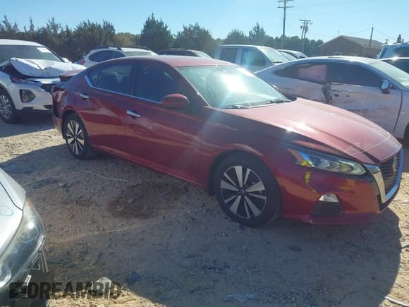 ✅ 2021 Nissan Altima SV • VIN: 1N4BL4DVXMN368469 • Lot: 43499548. Listed on IAAI with 50,575 mi. Free auction sales archive from the USA and detailed vehicle history report at DreamBid. Image 1.