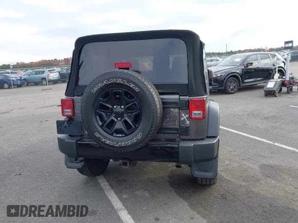 ✅ 2014 Jeep Wrangler Sport • VIN: 1C4AJWAG6EL230695 • Lot: 43687032. Listed on IAAI with 132,894 mi. Free auction sales archive from the USA and detailed vehicle history report at DreamBid. Image 17.