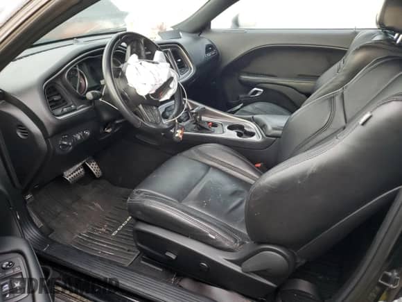 ✅ 2021 Dodge Challenger R/T Scat Pack Widebody • VIN: 2C3CDZFJXMH571152 • Lot: 71619455. Wystawiony na Copart z przebiegiem 40 768 mil mil. Skorzystaj z bezpłatnego archiwum sprzedaży aukcyjnych z USA i zobacz szczegółowy raport historii pojazdu na DreamBid. Zdjęcie 7.