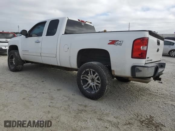 ✅ 2010 Chevrolet Silverado 1500 LT • VIN: 1GCSKSE34AZ289592 • Lot: 77005054. Listed on Copart with 150,070 mi. Free auction sales archive from the USA and detailed vehicle history report at DreamBid. Image 2.