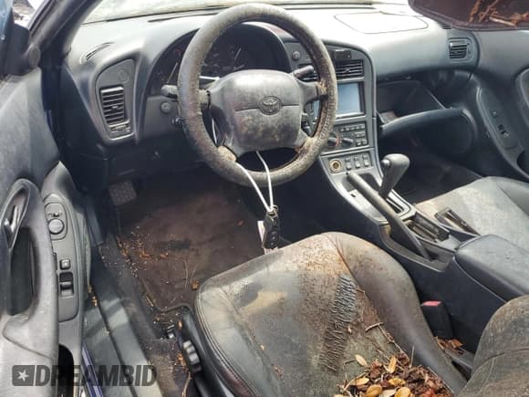 ✅ 1995 Toyota Celica • VIN: JT5ST07K0S0023204 • Lot: 49963675. Wystawiony na Copart z przebiegiem 159 884 mil. Bezpłatny archiwum sprzedaży aukcyjnych z USA i szczegółowy raport historii pojazdu na DreamBid. Zdjęcie 8.