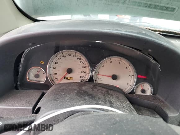 ✅ 2004 Saturn VUE V6 • VIN: 5GZCZ53424S889147 • Lot: 50312725. Wystawiony na Copart z przebiegiem 177 500 mil. Bezpłatny archiwum sprzedaży aukcyjnych z USA i szczegółowy raport historii pojazdu na DreamBid. Zdjęcie 9.