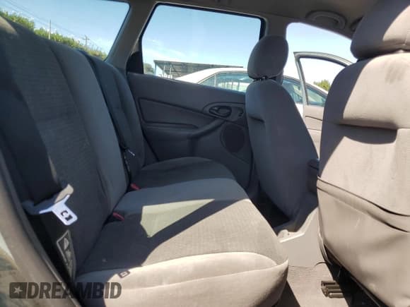 ✅ 2003 Ford Focus • VIN: 1FAHP36Z93W237843 • Lot: 82134115. Listed on Copart with 133,067 mi. Free auction sales archive from the USA and detailed vehicle history report at DreamBid. Image 11.