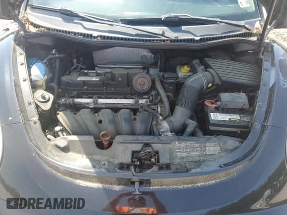 ✅ 2010 Volkswagen Beetle • VIN: 3VWPG3AG1AM018462 • Lot: 56593745. Wystawiony na Copart z przebiegiem 146 172 mil. Bezpłatny archiwum sprzedaży aukcyjnych z USA i szczegółowy raport historii pojazdu na DreamBid. Zdjęcie 11.