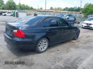 ✅ 2006 BMW 3 Series 325i • VIN: WBAVB13596KX65960 • Лот: 42460430. Опубликован ранее на IAAI с пробегом 331 860 миль. Бесплатный доступ к архиву аукционных продаж из США и подробный отчёт об истории автомобиля на DreamBid. Изображение 4.