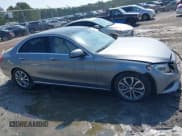 ✅ 2016 Mercedes-Benz C 300 • VIN: WDDWF4JB0GR161167 • Lot: 42571563. Wystawiony na IAAI z przebiegiem 229 252 mil. Bezpłatny archiwum sprzedaży aukcyjnych z USA i szczegółowy raport historii pojazdu na DreamBid. Zdjęcie 13.