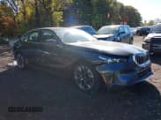 ✅ 2025 BMW 5 Series 530i xDrive • VIN: WBA53FJ07SCU42951 • Лот: 43526193. Опубликован ранее на IAAI с пробегом 5 611 миль. Бесплатный доступ к архиву аукционных продаж из США и подробный отчёт об истории автомобиля на DreamBid. Изображение 14.